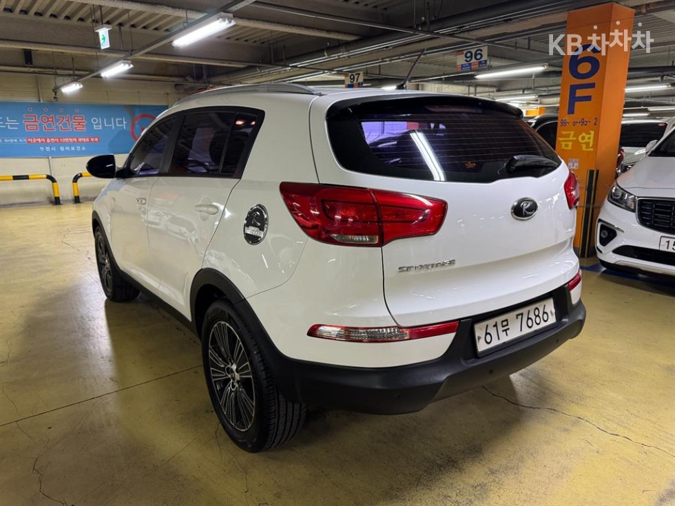 2014 - kia sportage