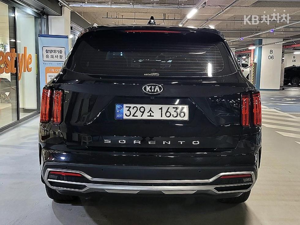2021 - kia sorento