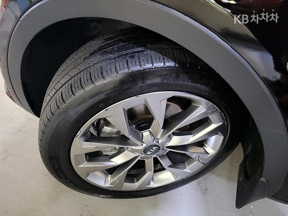 2021 - kia sorento