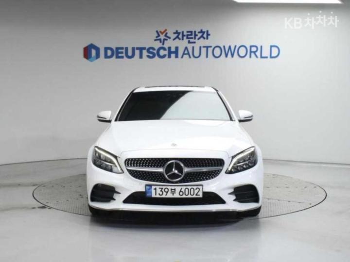 Mercedes-Benz C-Class C200 AMG Line — фото 3