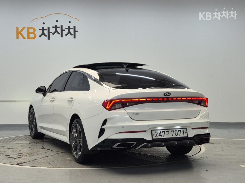 2020 - kia k5