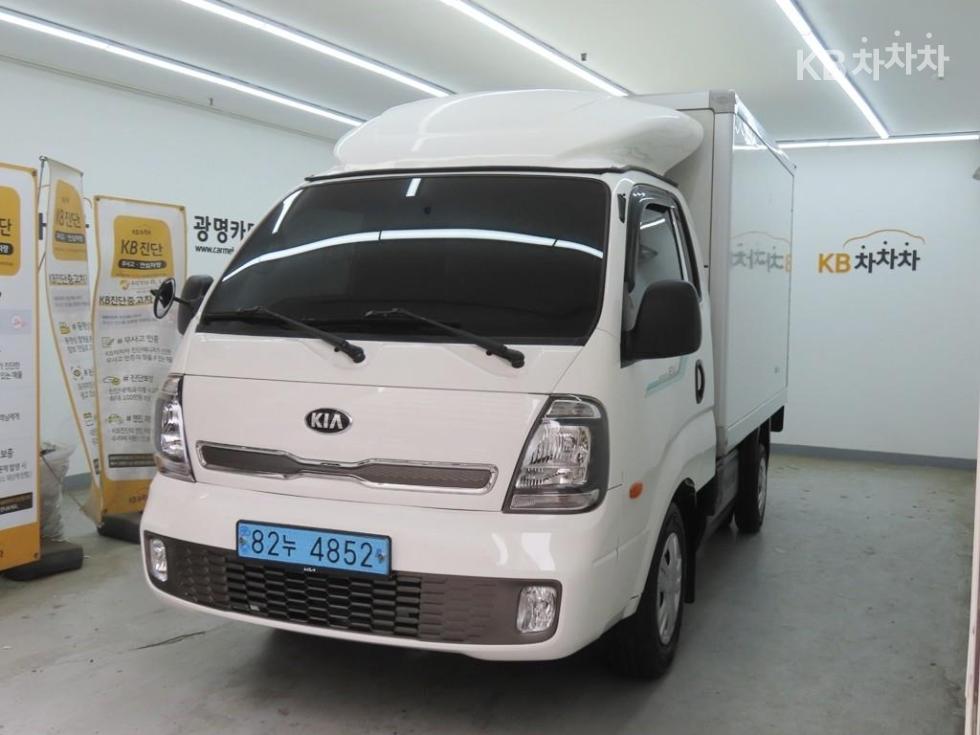 2021 - kia bongo iii