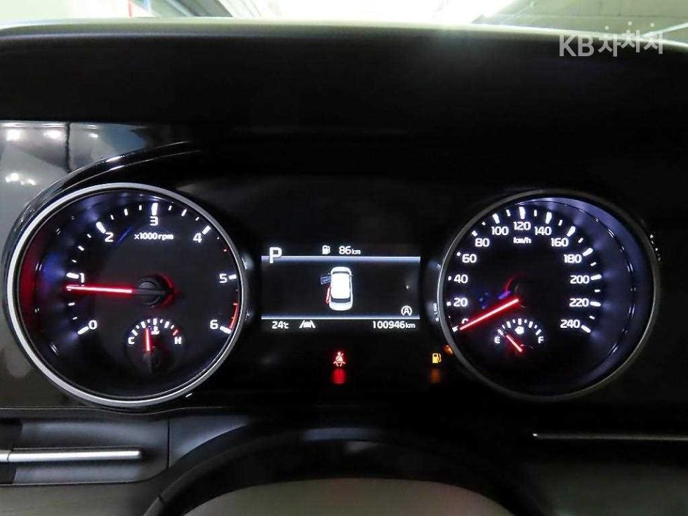 2022 - kia carnival