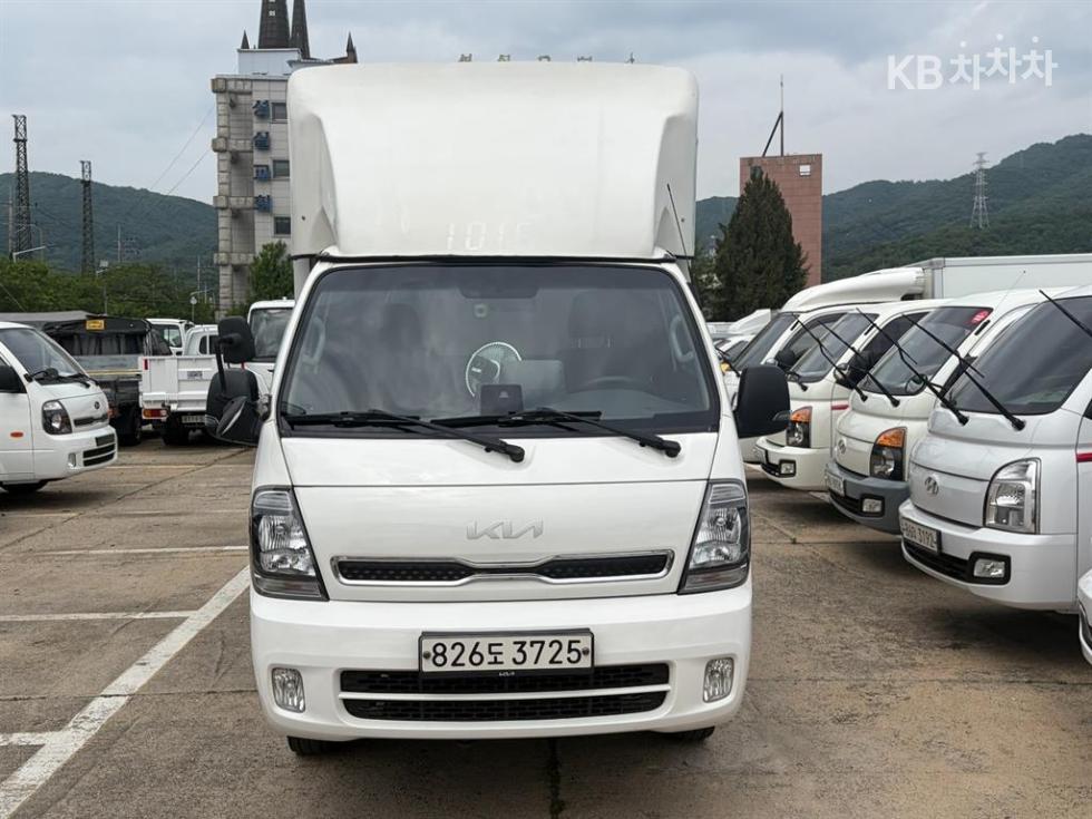 2022 - kia bongo iii