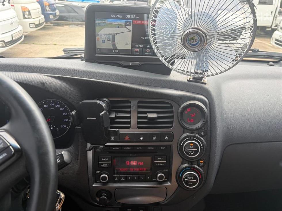2022 - kia bongo iii