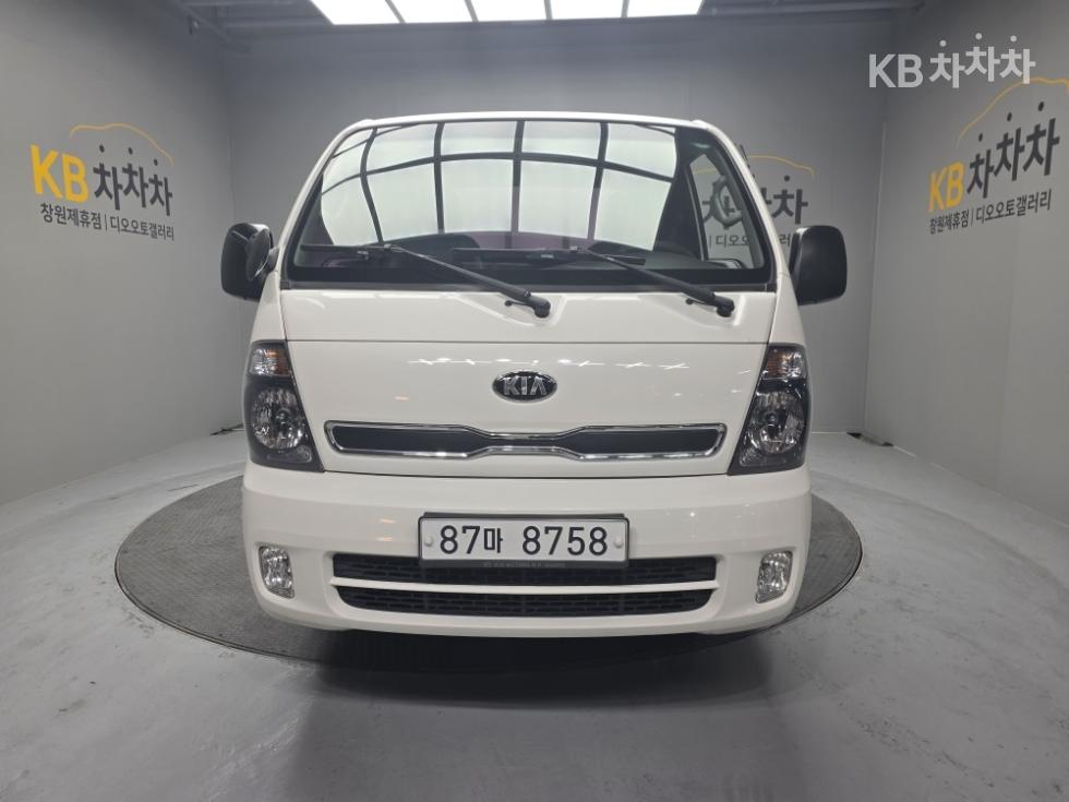 2016 - kia bongo iii