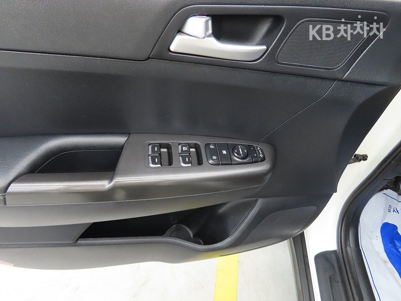 2016 - kia sportage