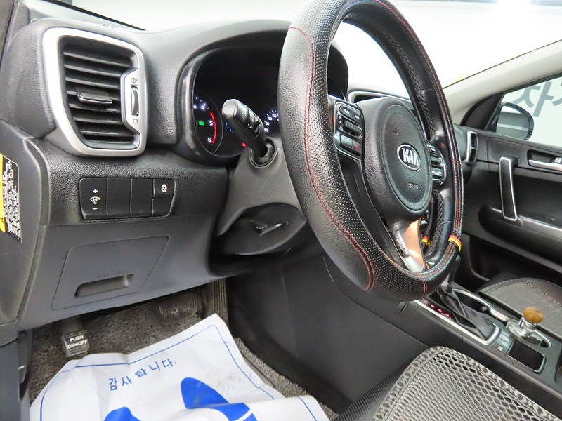 2016 - kia sportage
