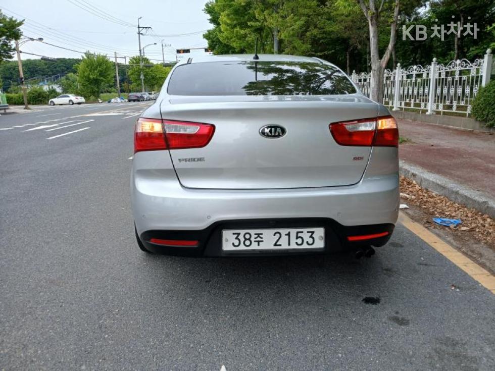 2014 - kia pride