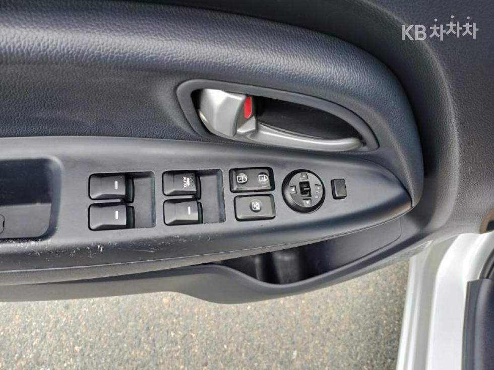 2014 - kia pride