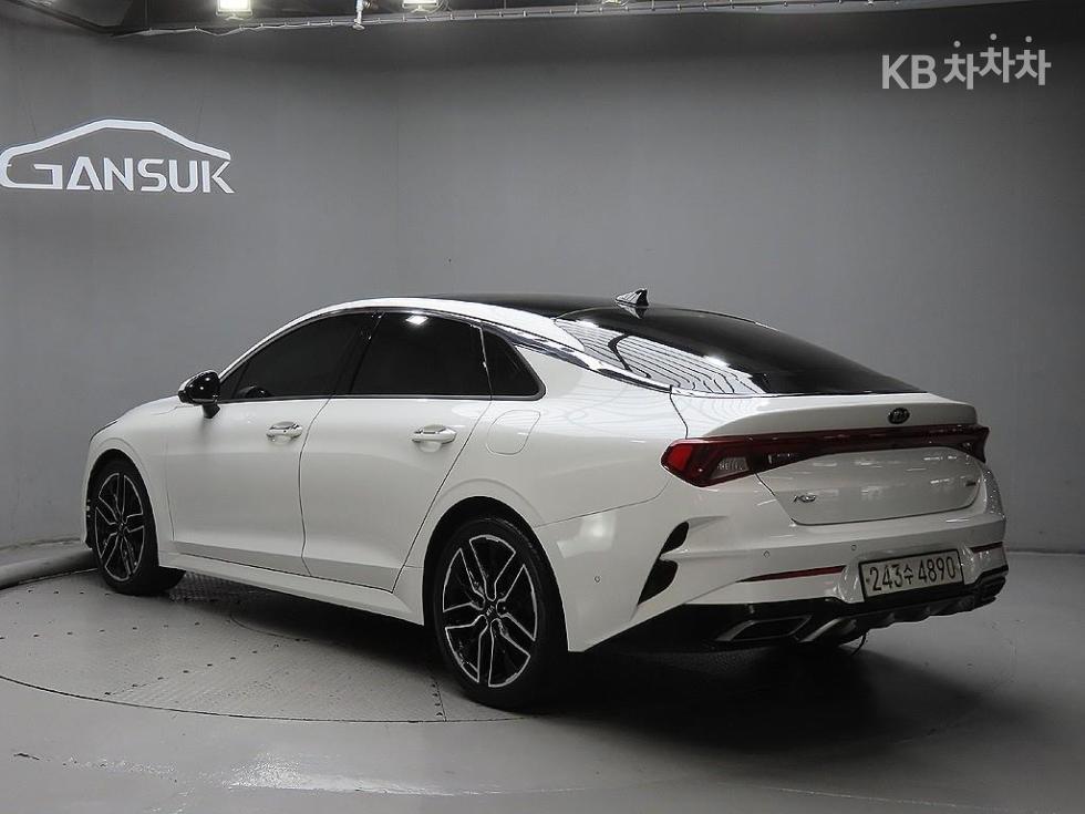 2020 - kia k5