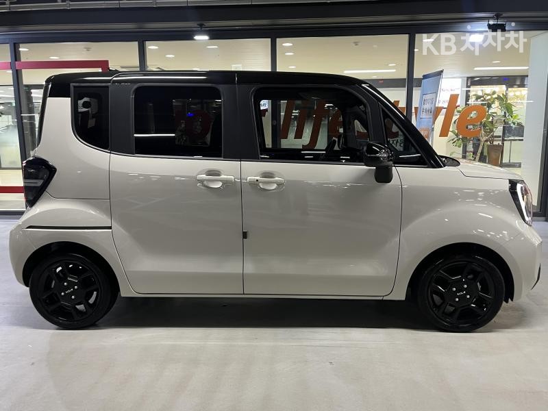 2025 - kia kia