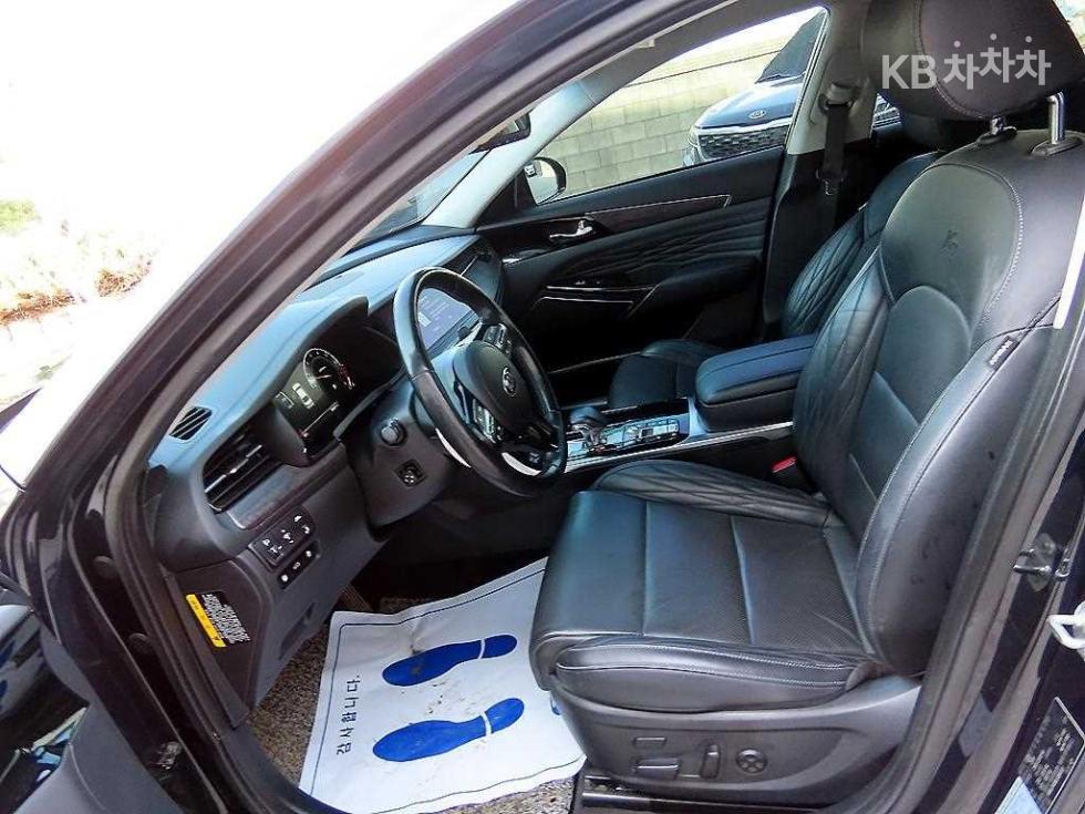 2020 - kia k7