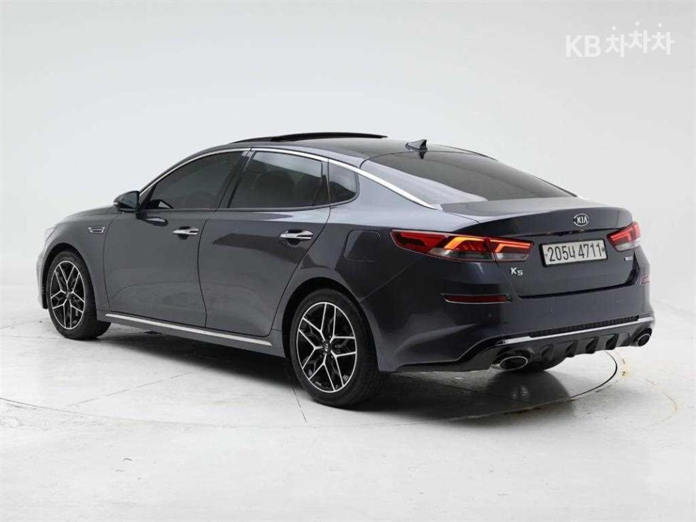 2019 - kia k5