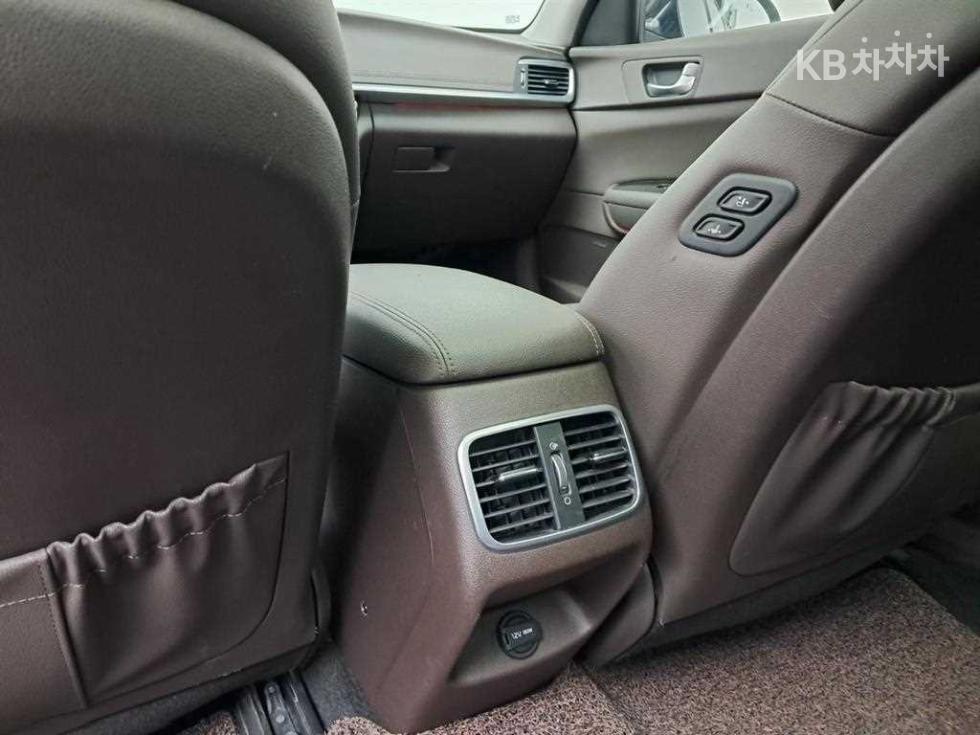 2019 - kia k5