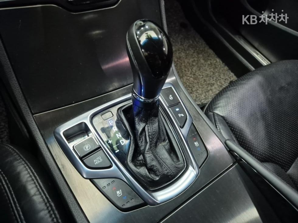 Hyundai Grandeur — miniaturë 8