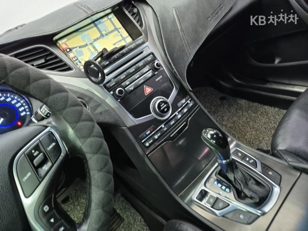 Hyundai Grandeur — miniaturë 10