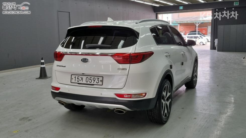 2016 - kia sportage