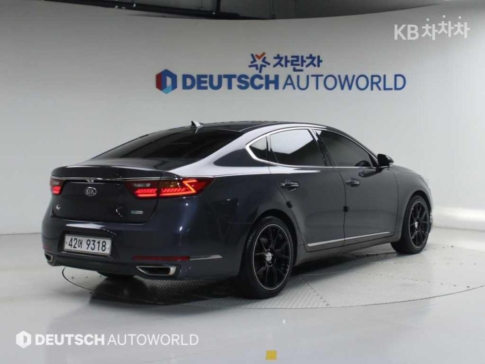 2017 - kia k7
