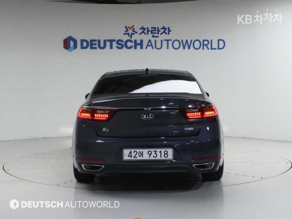 2017 - kia k7