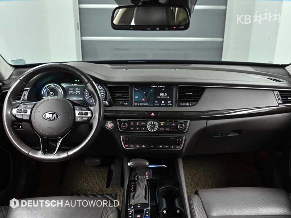 2017 - kia k7