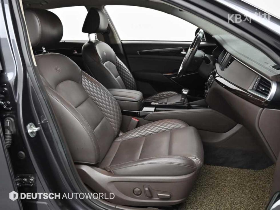 2017 - kia k7