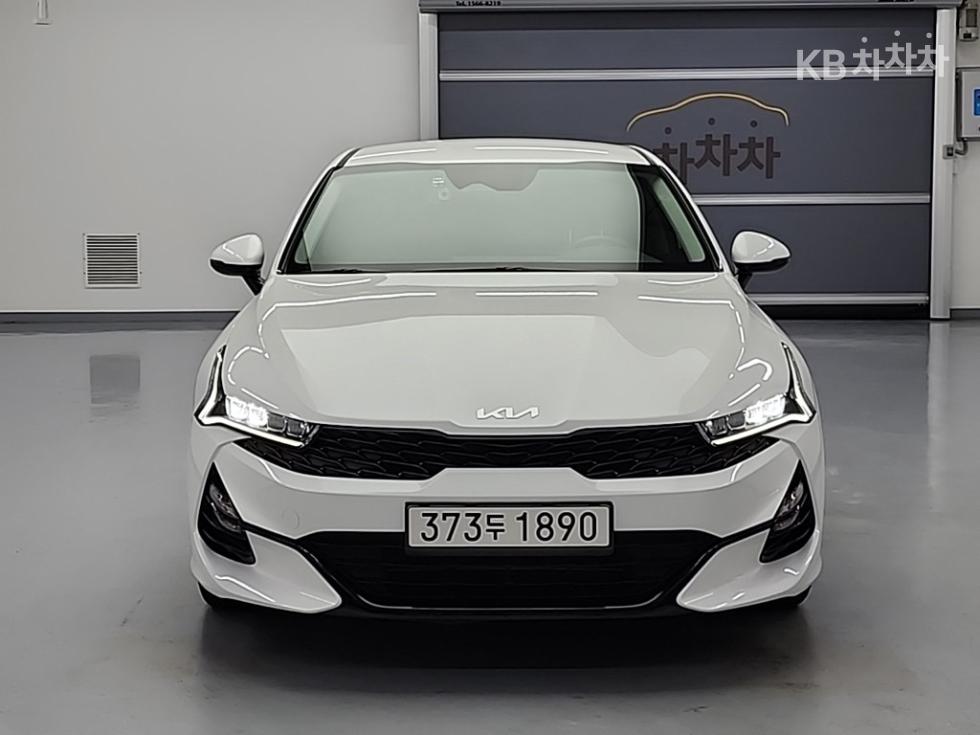 2023 - kia k5