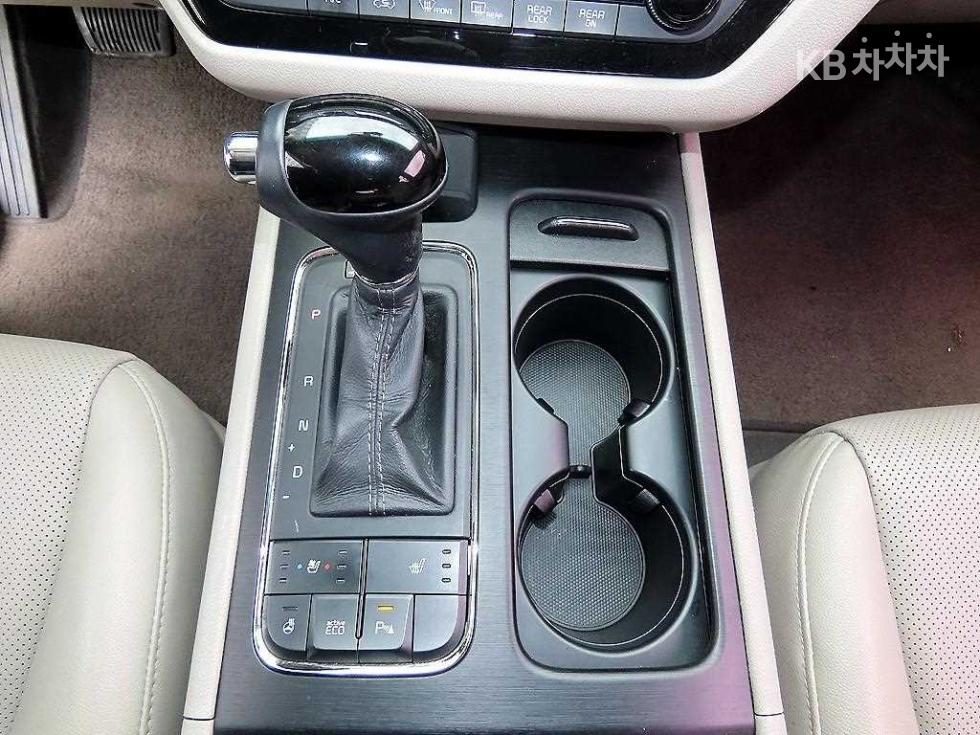 2016 - kia carnival