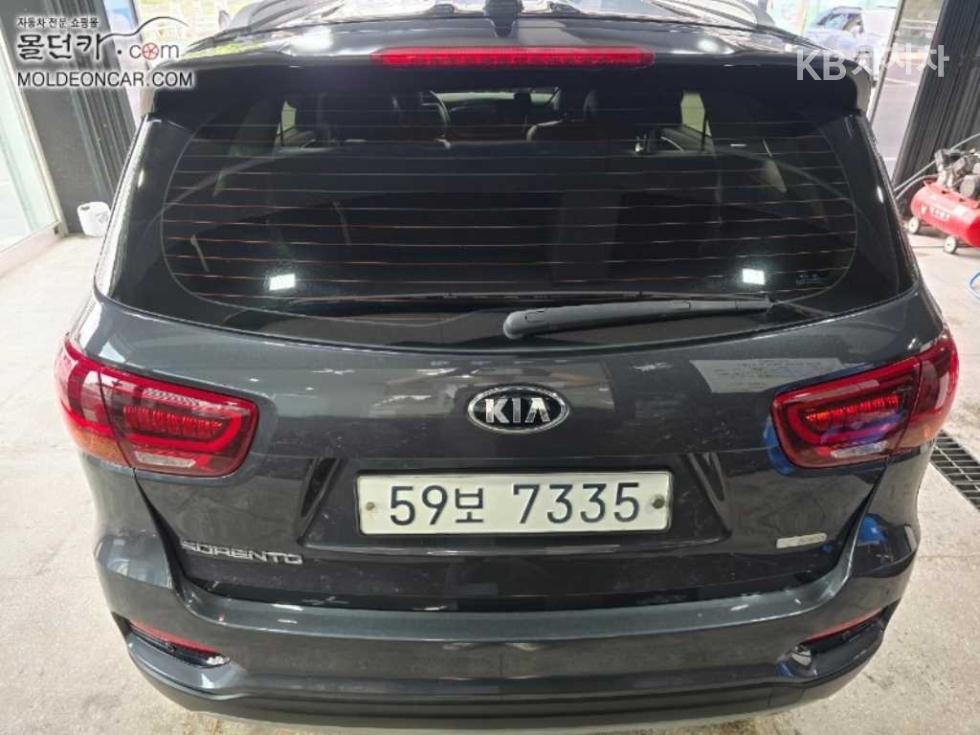 2018 - kia sorento