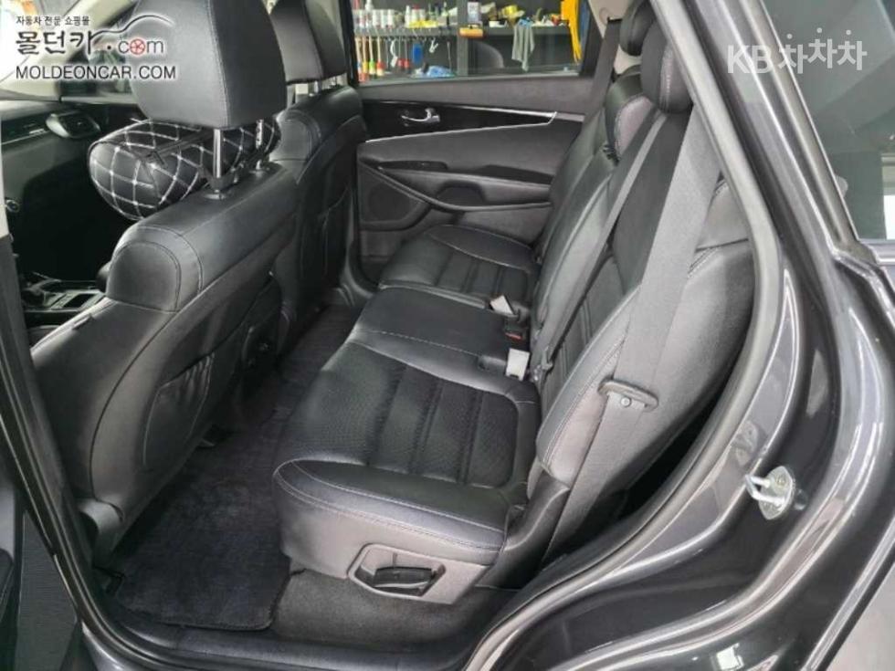2018 - kia sorento