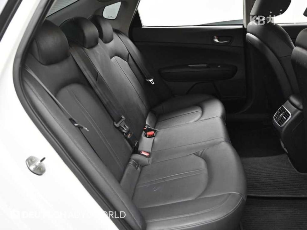 2019 - kia k5