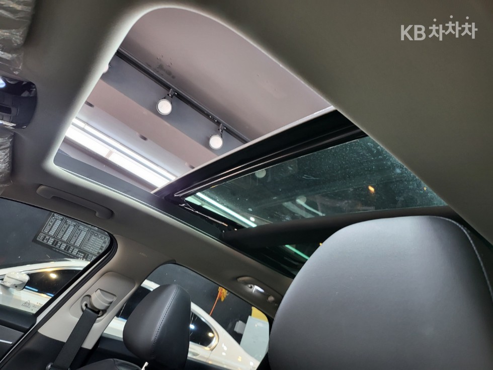 2022 - kia k5