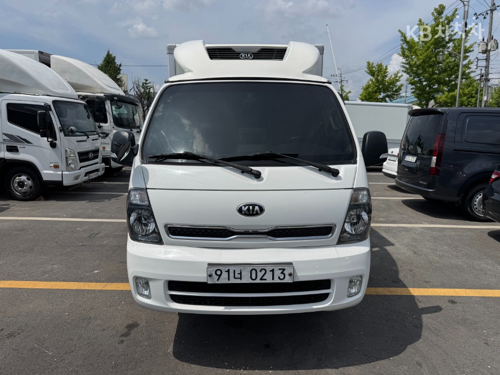 2017 - kia bongo iii
