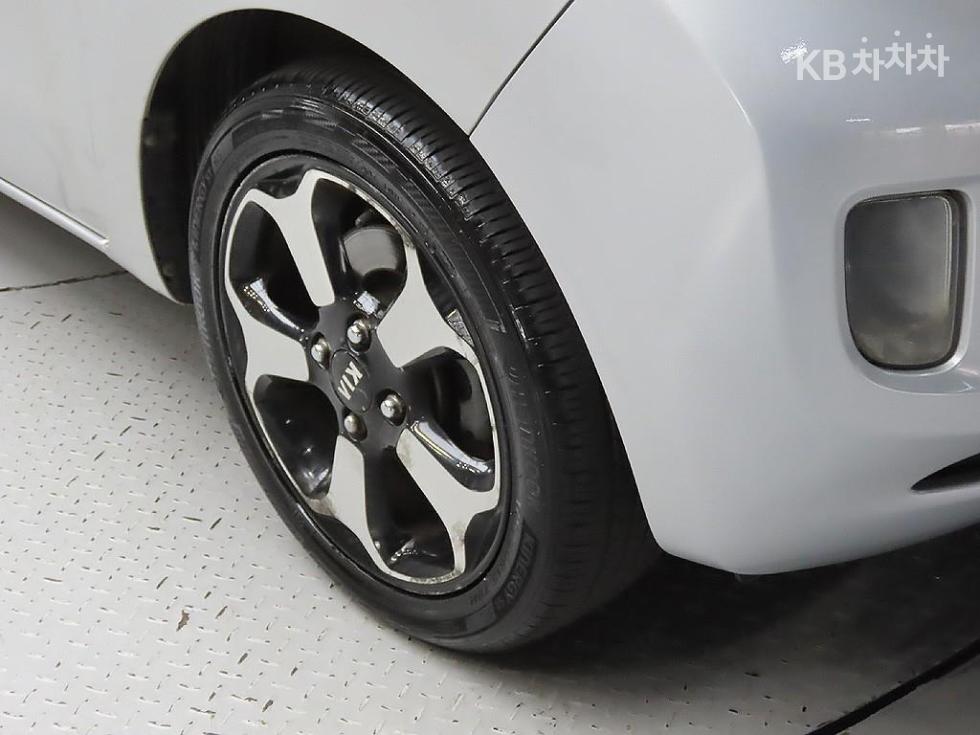 2013 - kia ray