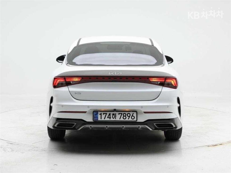 2023 - kia k5
