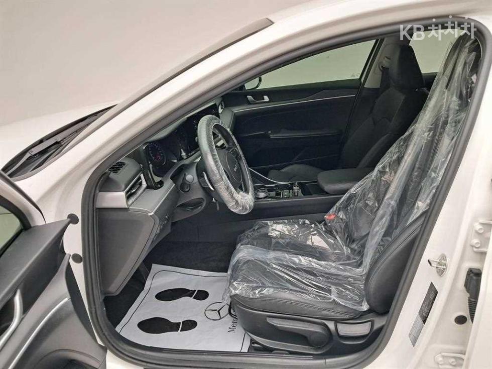 2023 - kia k5