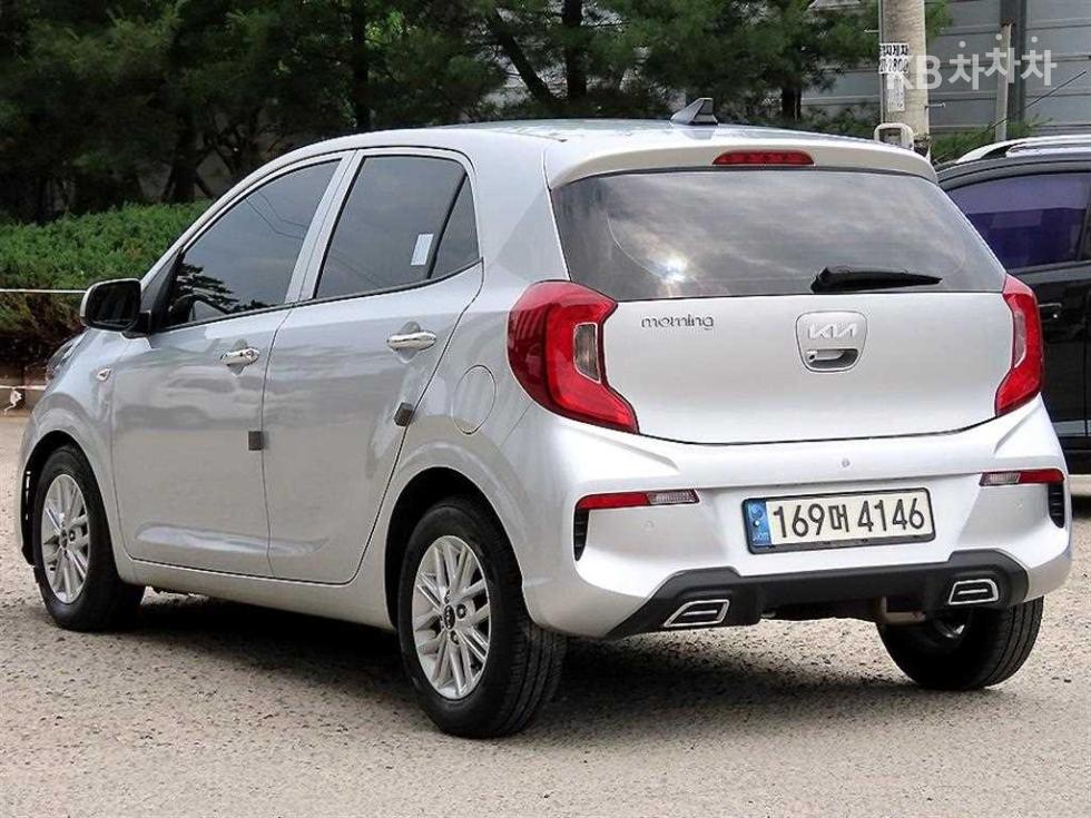 2022 - kia morning