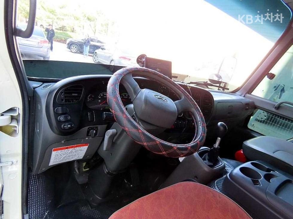 2009 - hyundai e-county