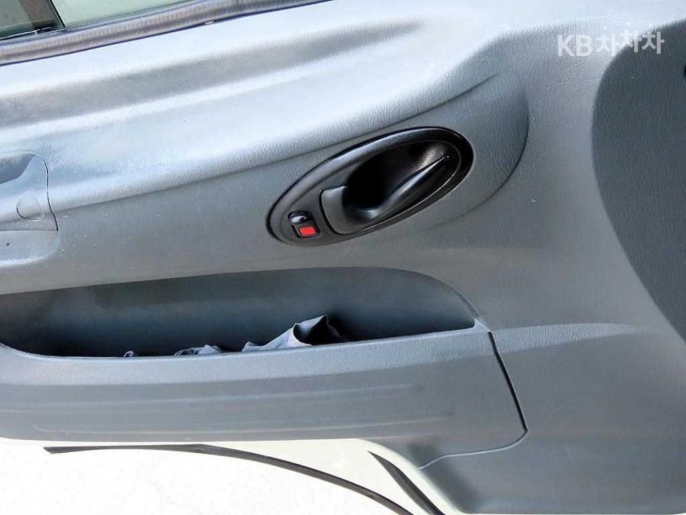 2009 - hyundai e-county