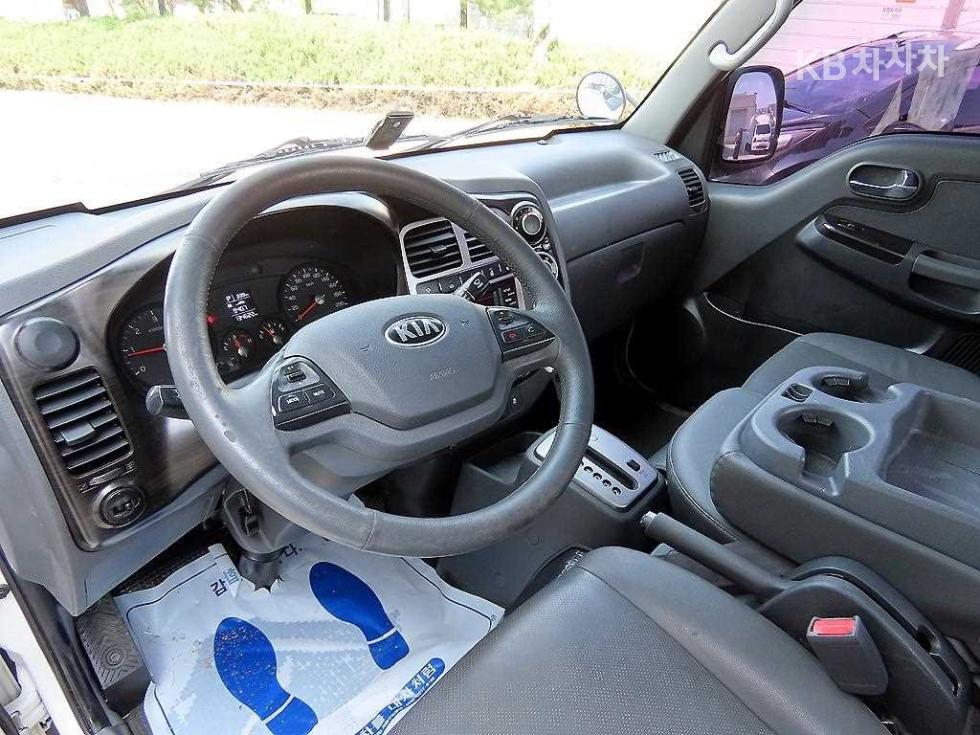 2019 - kia bongo iii