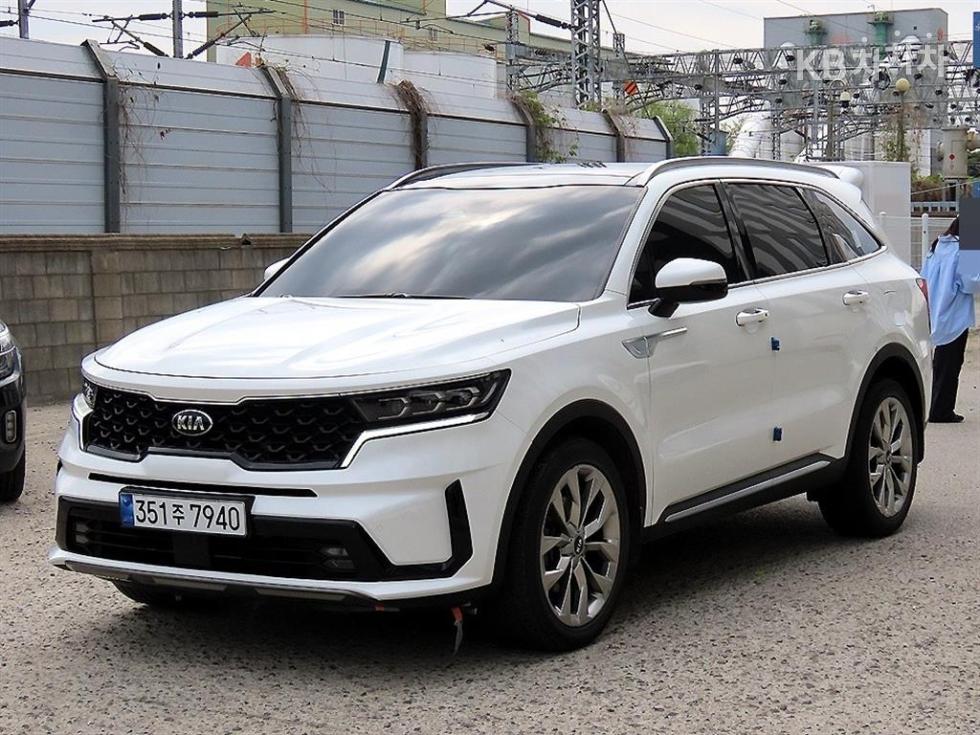 2021 - kia sorento