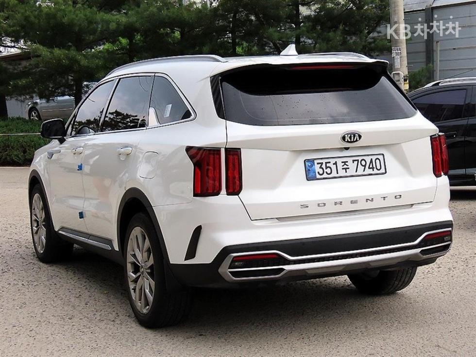 2021 - kia sorento