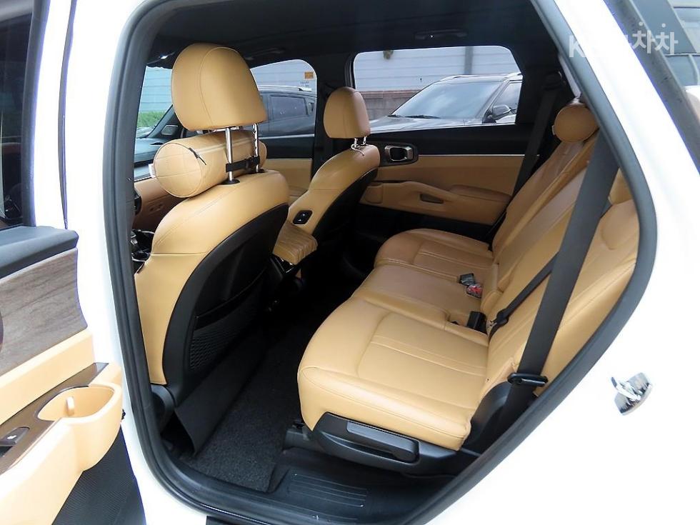 2021 - kia sorento