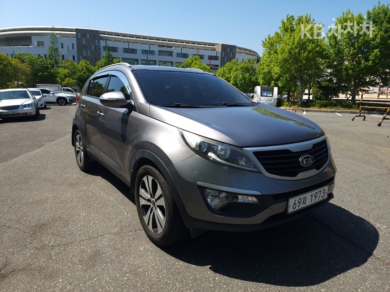 2011 - kia sportage