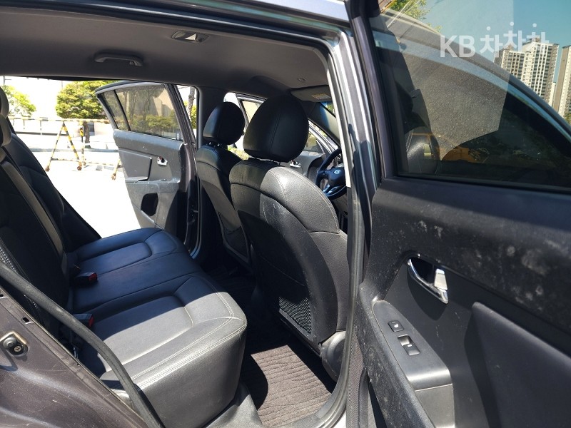 2011 - kia sportage