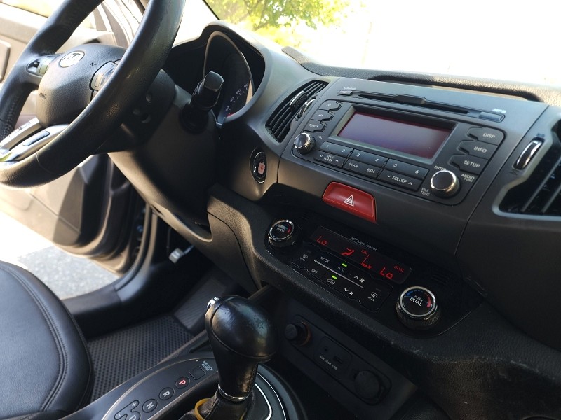 2011 - kia sportage