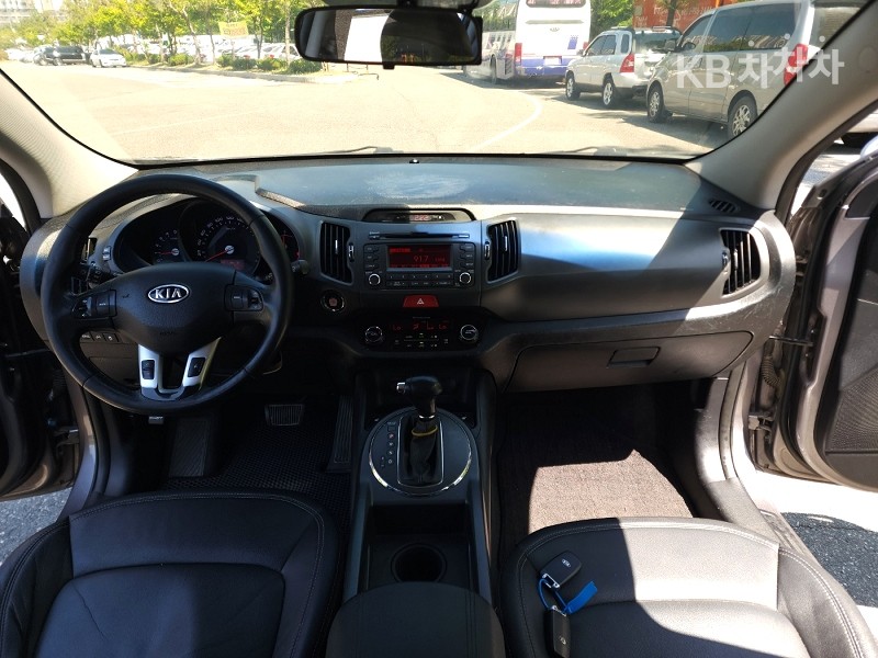 2011 - kia sportage