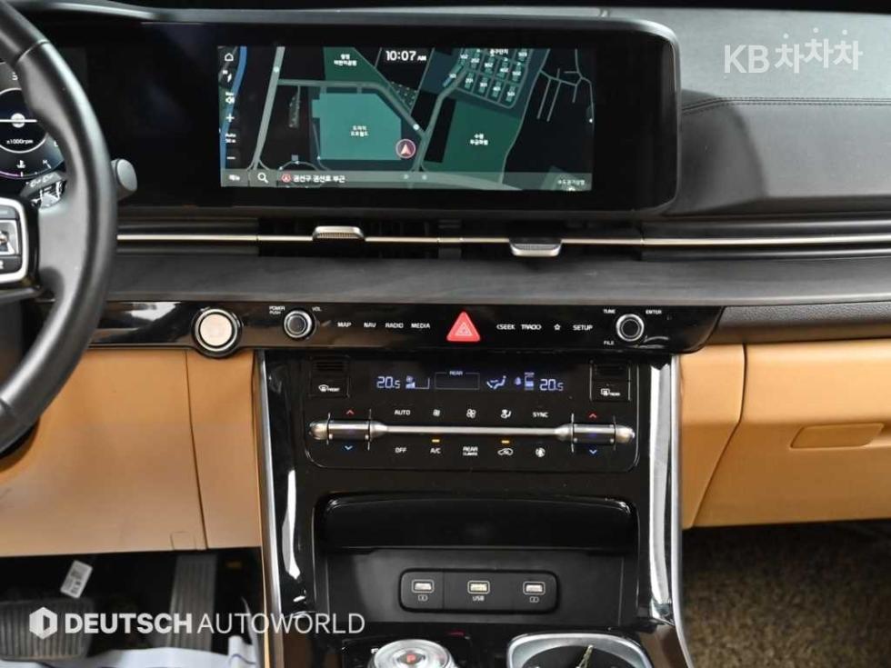 2021 - kia carnival