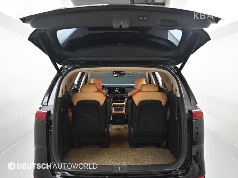 2021 - kia carnival