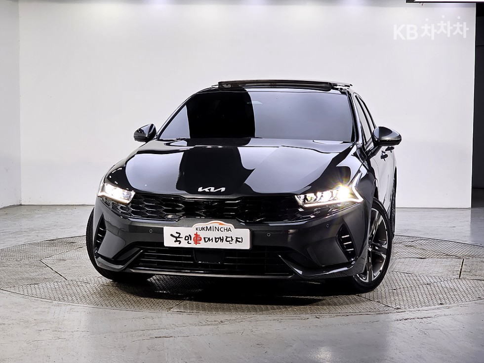 2023 - kia k5